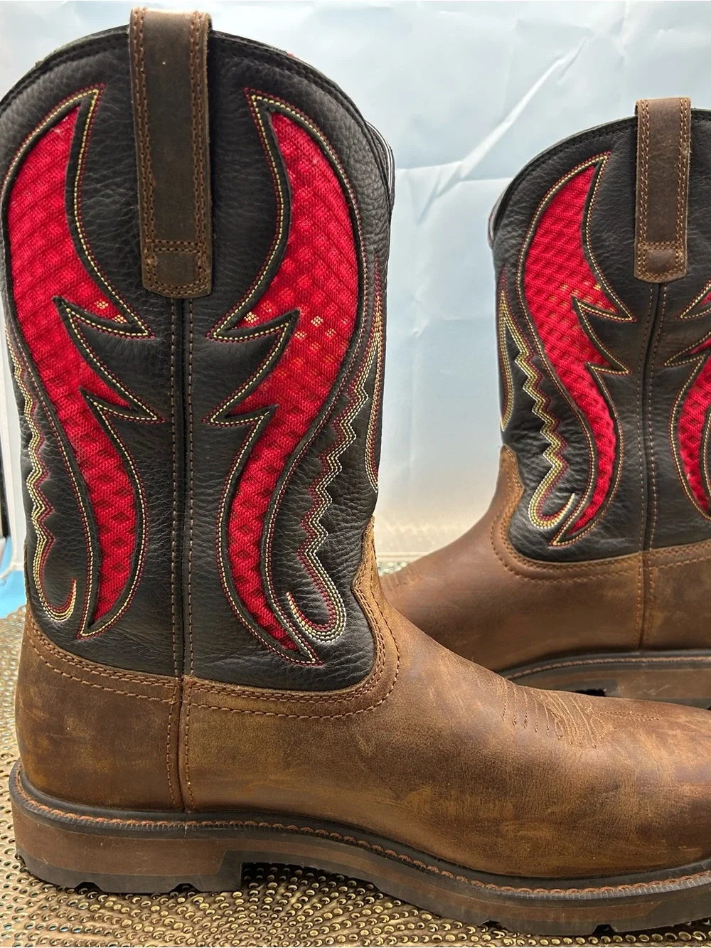 Ariat men 13 vented steel toe cowboy work boots